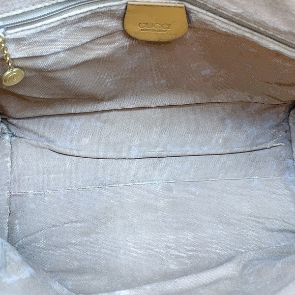 GUCCI Vintage Canvas GUCCI Logo Handbag in Tan - Picture 13 of 16